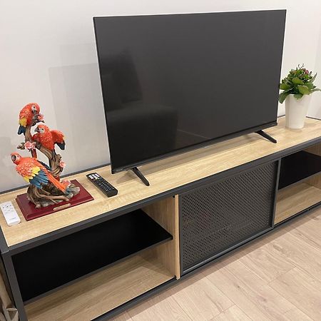 Appartement Avec Terrasse Et Ciel Etoile ! Noisy-le-Sec Ngoại thất bức ảnh