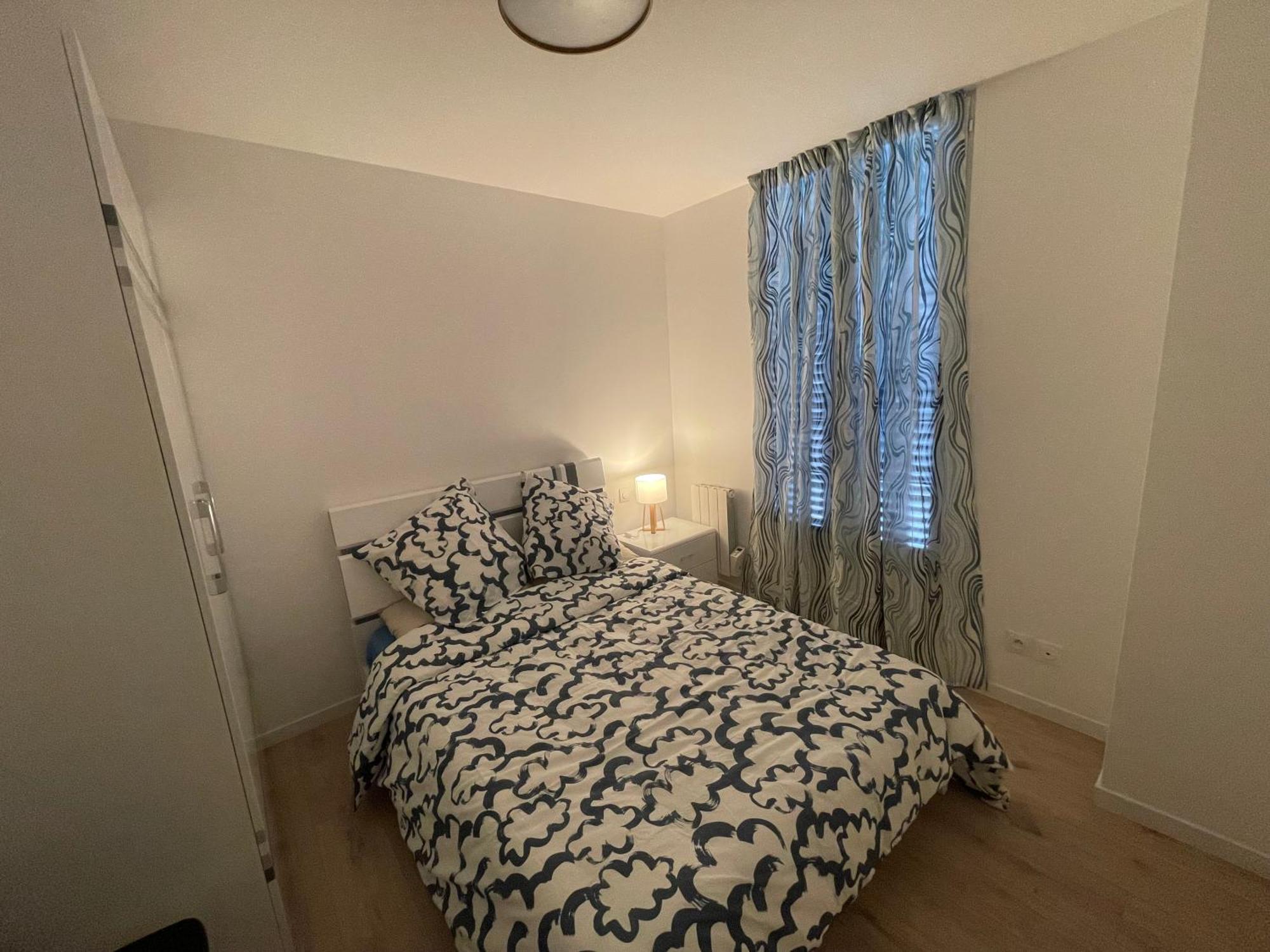 Appartement Avec Terrasse Et Ciel Etoile ! Noisy-le-Sec Ngoại thất bức ảnh