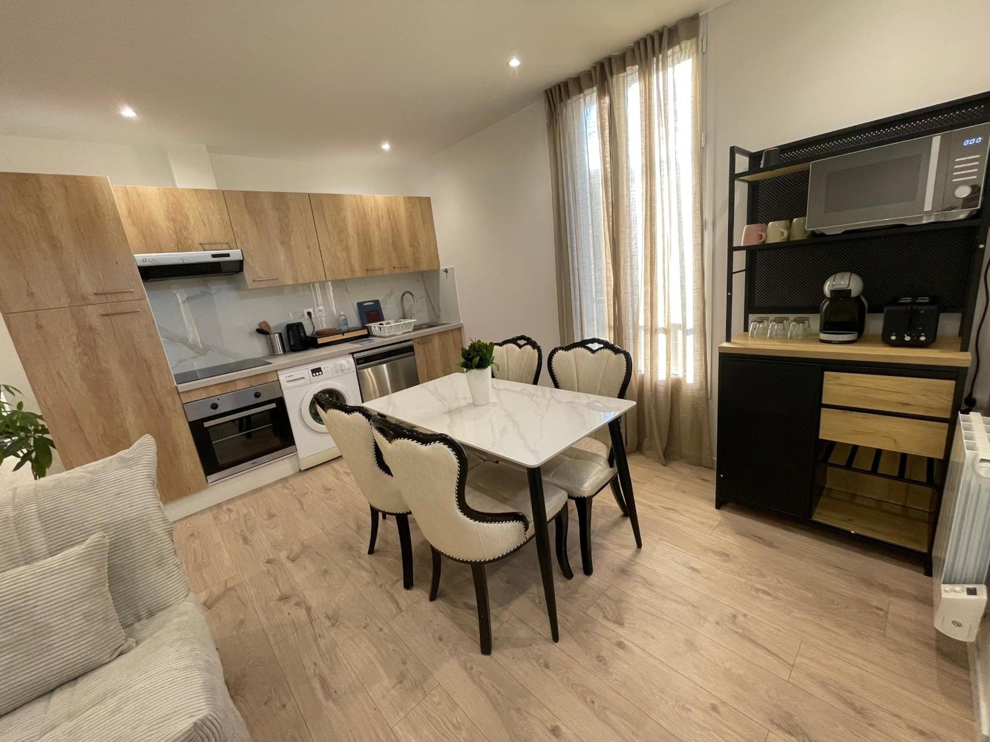 Appartement Avec Terrasse Et Ciel Etoile ! Noisy-le-Sec Ngoại thất bức ảnh
