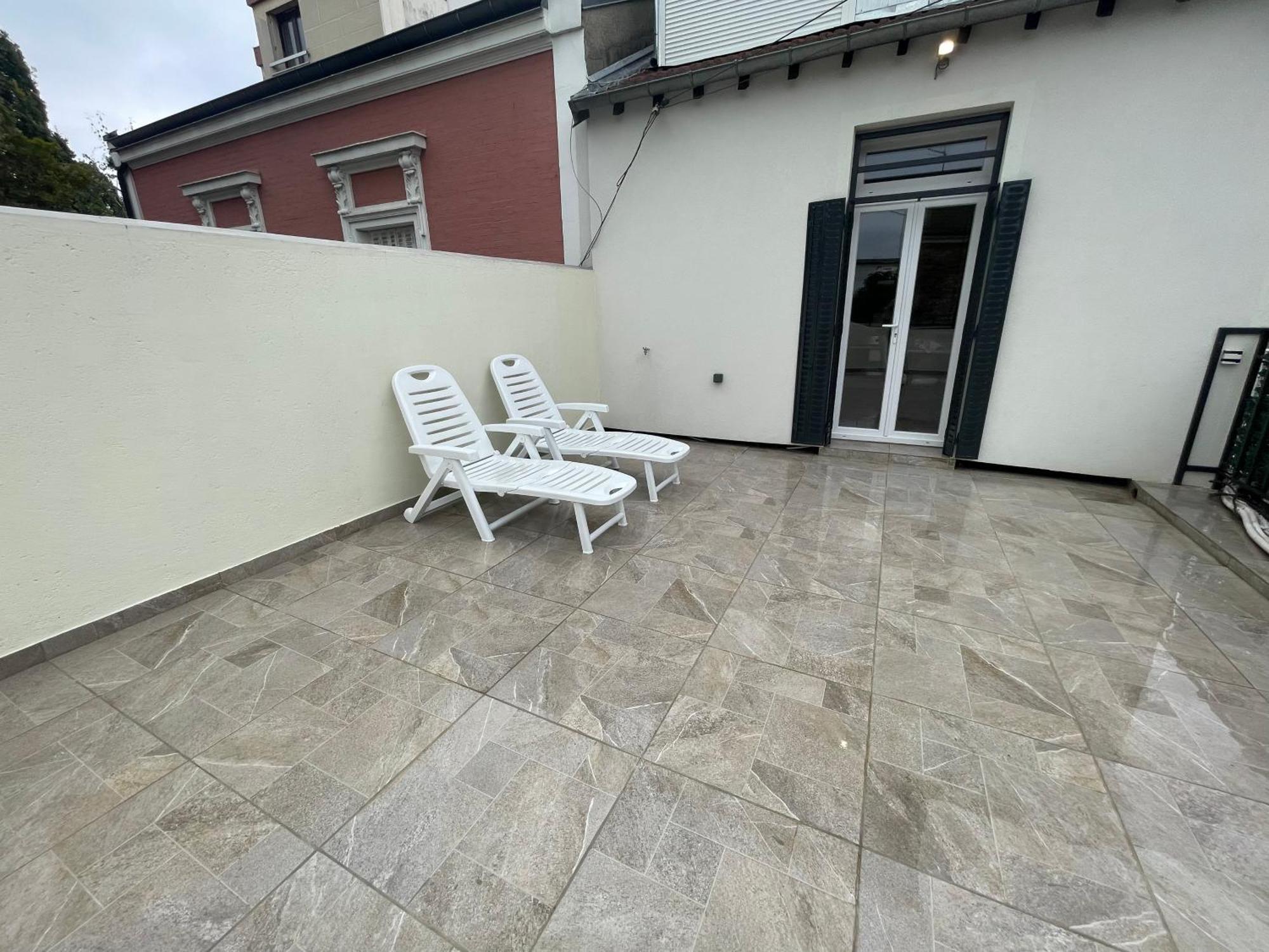 Appartement Avec Terrasse Et Ciel Etoile ! Noisy-le-Sec Ngoại thất bức ảnh